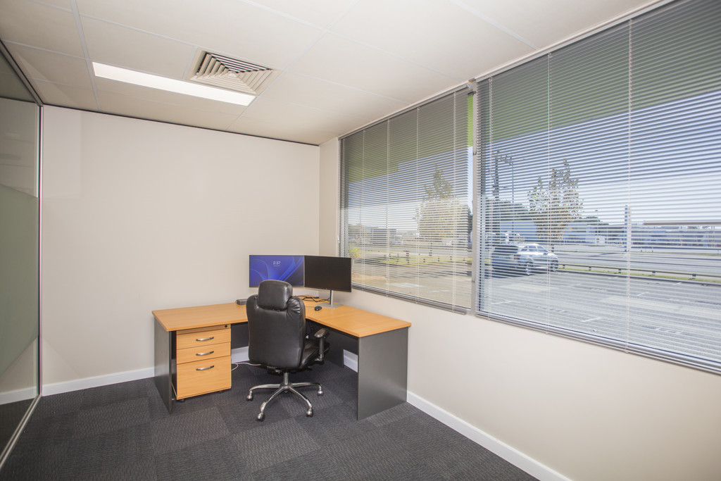 1/524 Abernethy Road, Kewdale WA