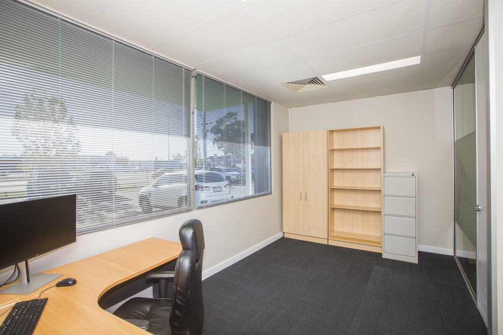 1/524 Abernethy Road, Kewdale WA